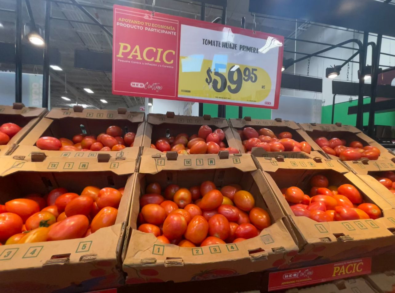 Aumenta precio del tomate en la frontera; llega hasta 60 pesos el kilo