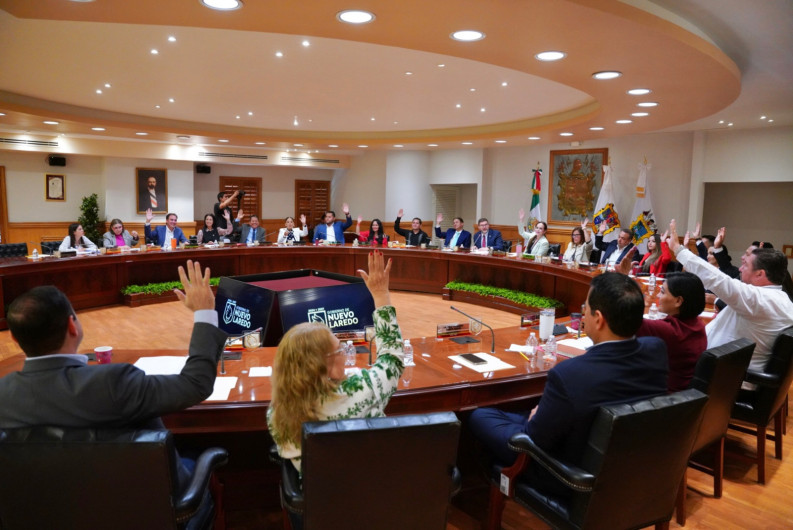 Impulsa gobierno de Nuevo Laredo infraestructura vial; cabildo aprueba paquete de obras con recursos federales