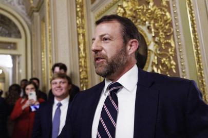 Senado confirma a Markwayne Mullin como titular de Seguridad Nacional en EU