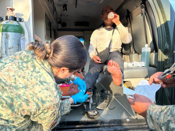 Localizan con vida a ingeniero desaparecido durante cobertura en mina de Sinaloa
