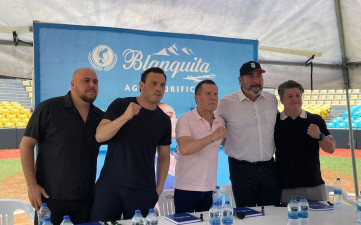 Gratis disfrutarán función de box en gradas familias de colonias populares