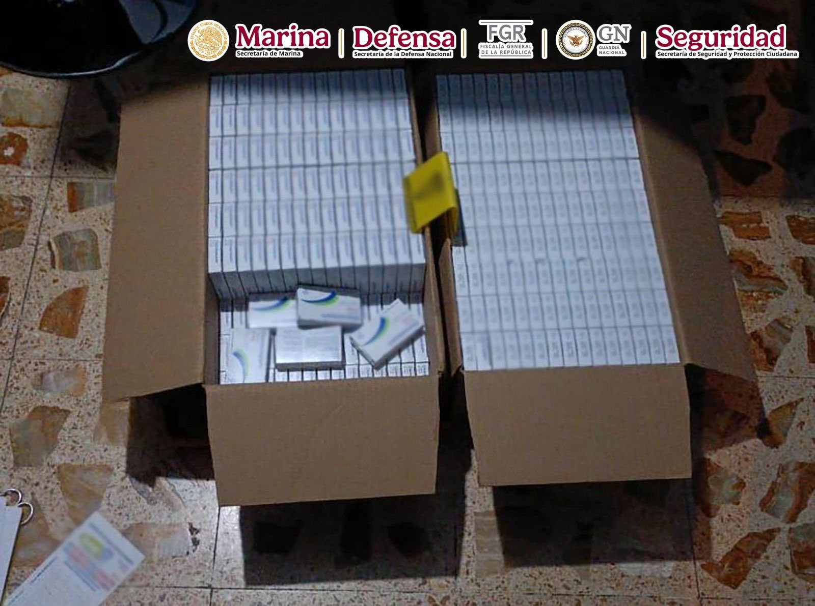 Autoridades decomisan vacunas falsas y detienen a dos en el Estado de México