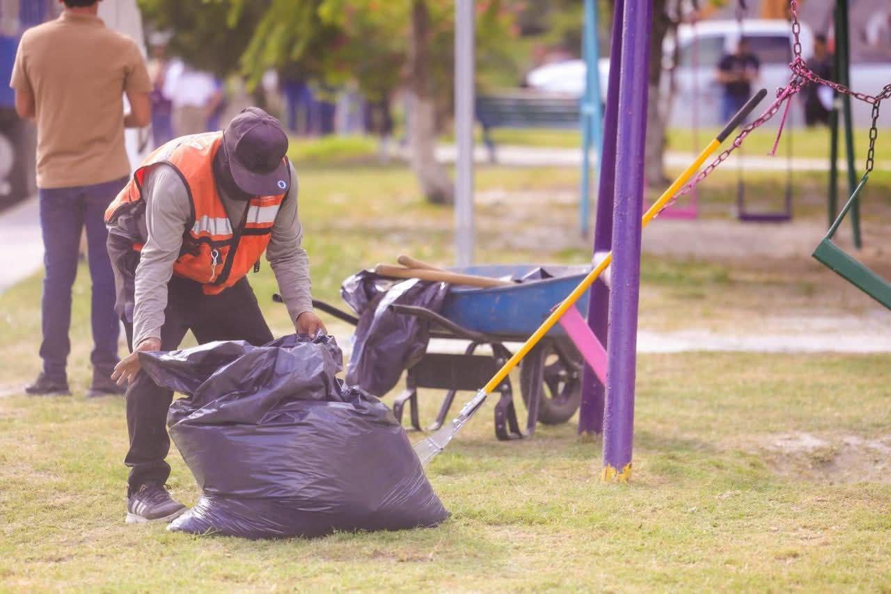 Inició Carlos Peña Ortiz Jornada de Limpieza Imparable en las colonias Jacinto López I, II y III