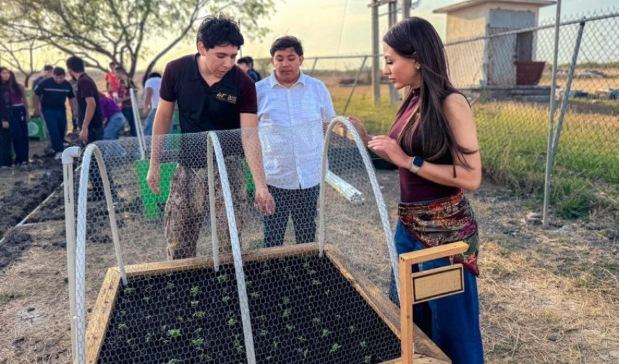 Fortalece UT Matamoros innovación ambiental con huerto tecnológico