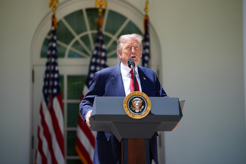 Trump insiste en que “los cárteles gobiernan México” y reaviva tensión con Sheinbaum