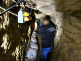 FGR asegura túnel clandestino conectado a ducto de Pemex en Santa Catarina, Nuevo León