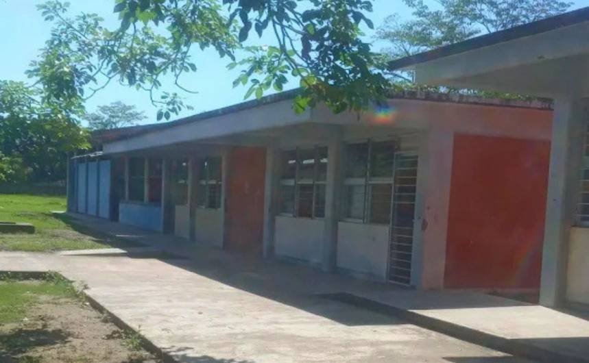 Alumno apuñala a maestro en secundaria de Tabasco; docente está fuera de peligro