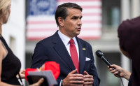 Trump nomina oficialmente a Todd Blanche como fiscal general de EU
