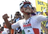 Isaac del Toro conquista el Grand Colombier y vence a Ayuso en un espectacular duelo de montaña