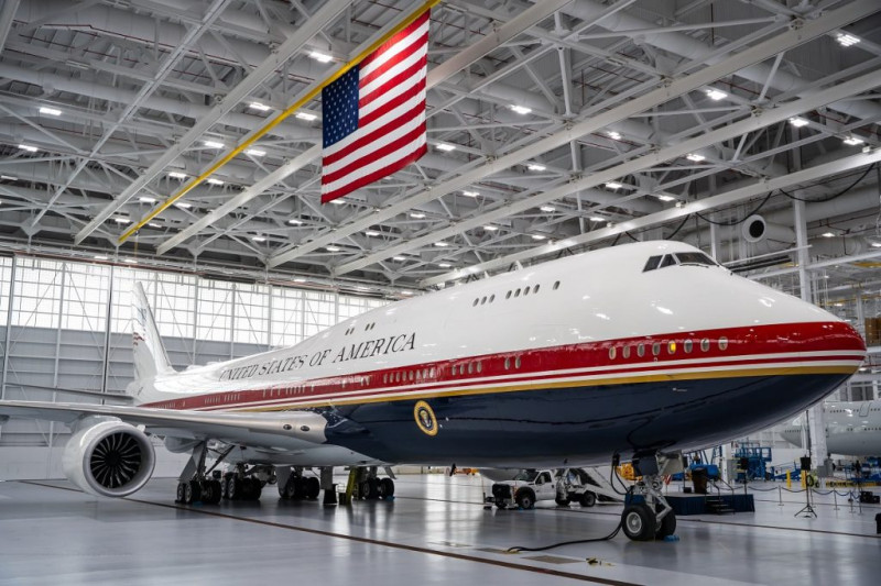 Trump presenta el nuevo Air Force One en Maryland