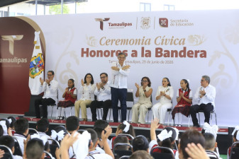 Trabajamos para que haya mejores escuelas y más oportunidades para todas y todos: Américo