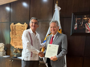 Designa gobernador a Ricardo Guerrero como nuevo Secretario de Salud