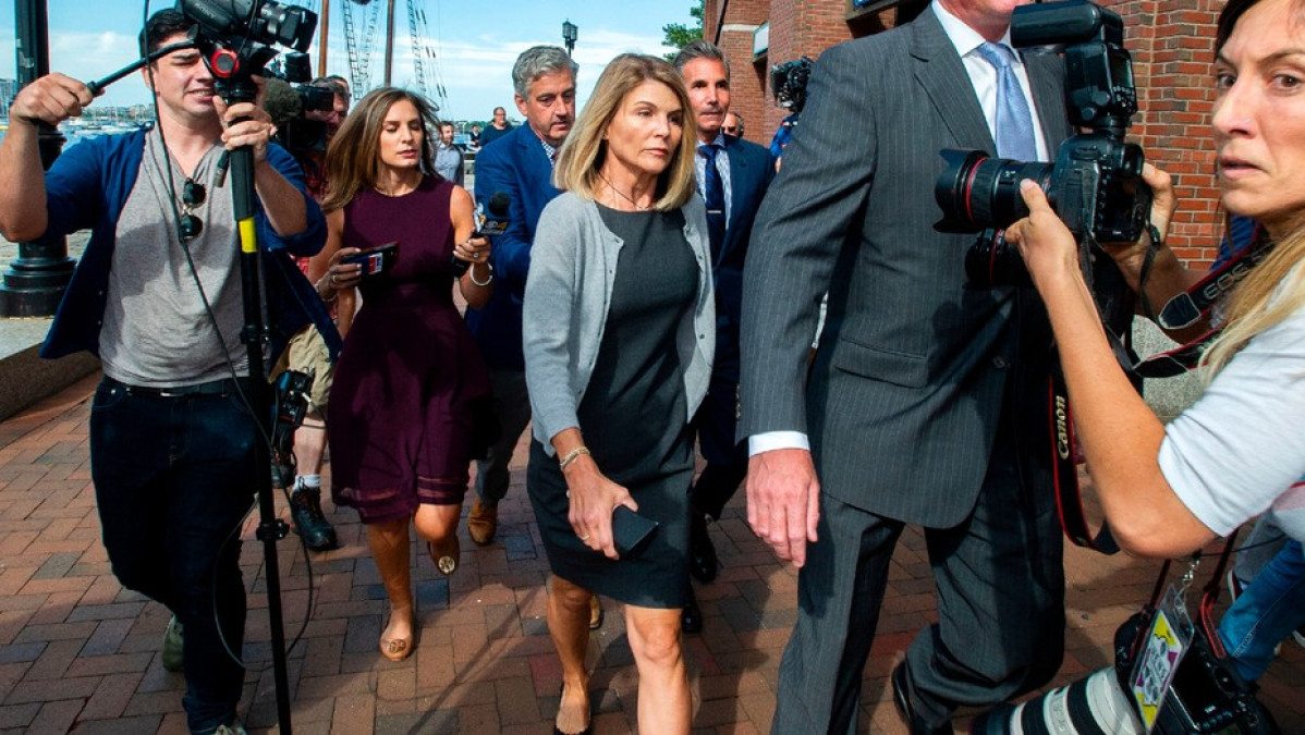 Lori Loughlin es liberada de prisión 