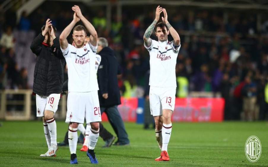 AC Milán vence 1-0 a Fiorentina 
