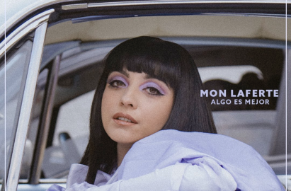 Mon Laferte lanza "Algo es mejor"