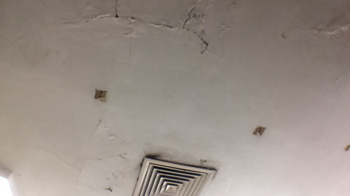 Truena protesta de trabajadores del hospital civil de Madero