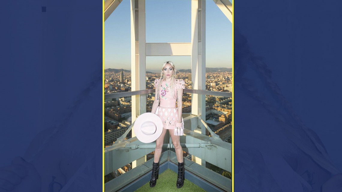 Lady Gaga sorprende con nuevas fotos