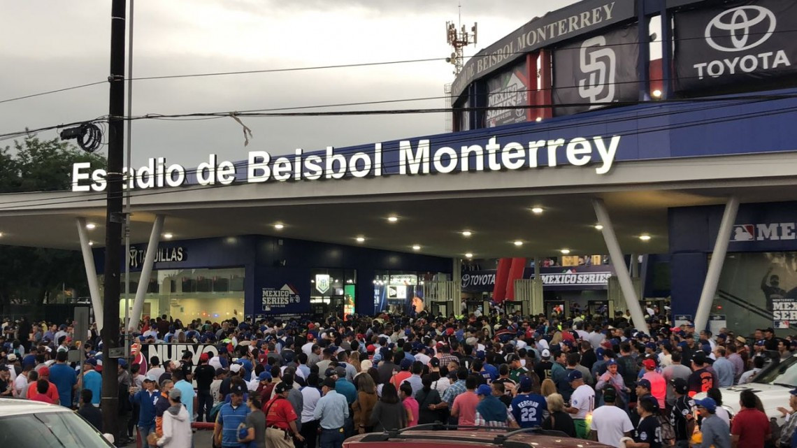 Dodgers vence a Padres 4-0 en el primer juego de la #MéxicoSeries