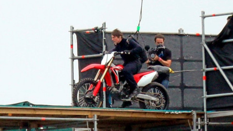 ¡Sin miedo al éxito! Tom Cruise retoma grabaciones de Misión Imposible con peligrosas acrobacias 