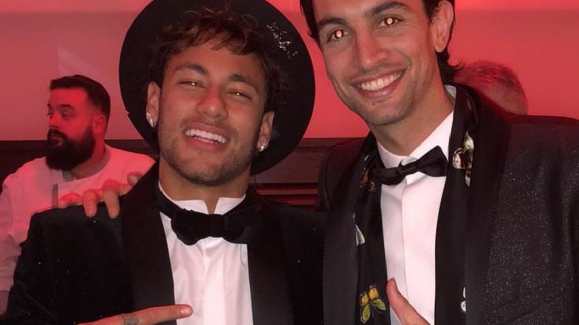 La emoción de Neymar cuando Maluma cantó en su cumpleaños 