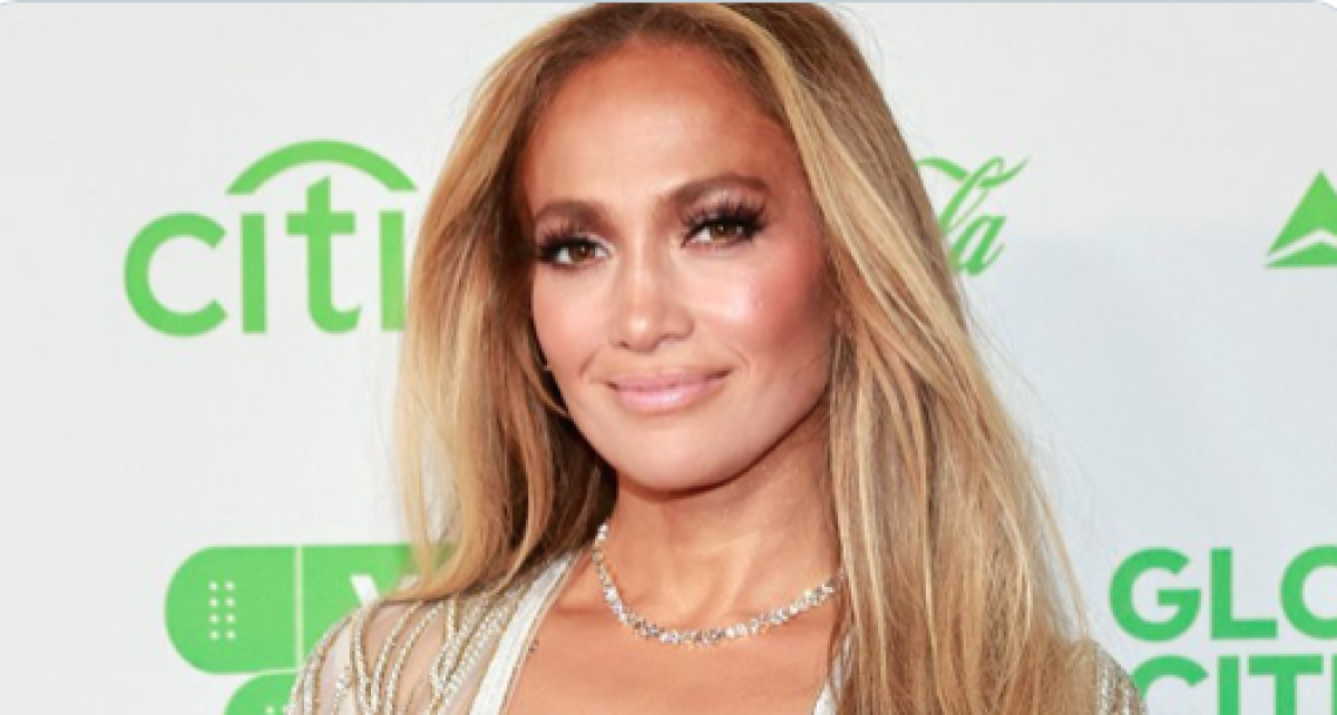 JLo creará contenido en Netflix