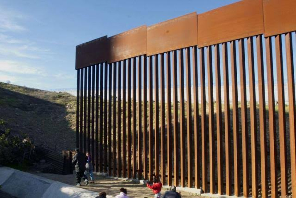 Texas pagará 250 mdd para construcción de su propio muro fronterizo con México