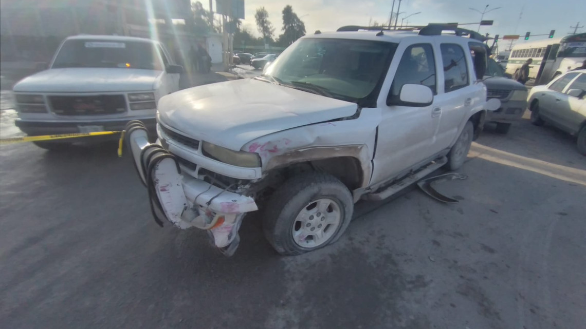 Aparatoso accidente se registra en carretera San Fernando*