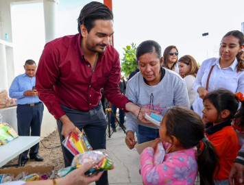 Fomenta Gobierno de Carlos Peña Ortiz colaboración de organizaciones