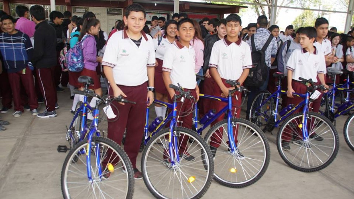 Entregan diez bicicletas del programa “Ayúdame a ayudar" 