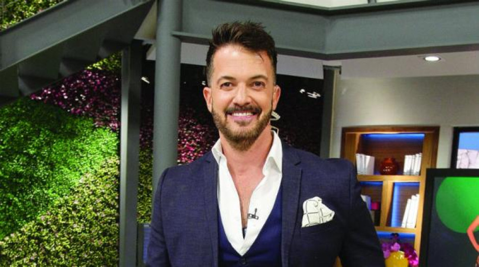 Reportan la muerte del conductor Fernando del Solar a los 49 años 