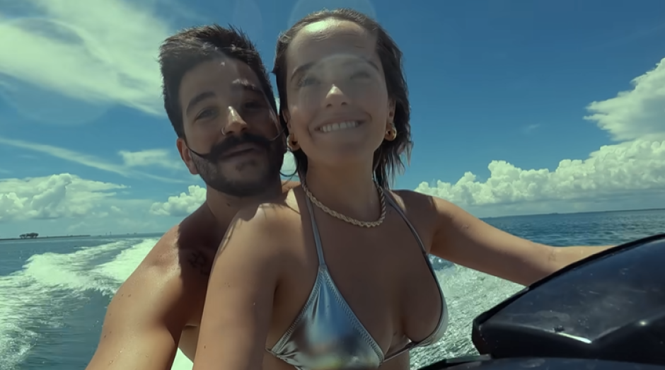 Lanza Camilo  su tercer álbum de estudio "De Adentro Pa Afuera"