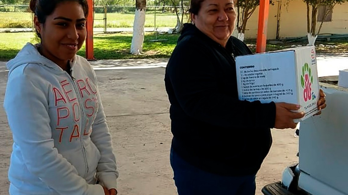 DIF Río Bravo hace entrega de 138 Despensas a familias del Area Rural.