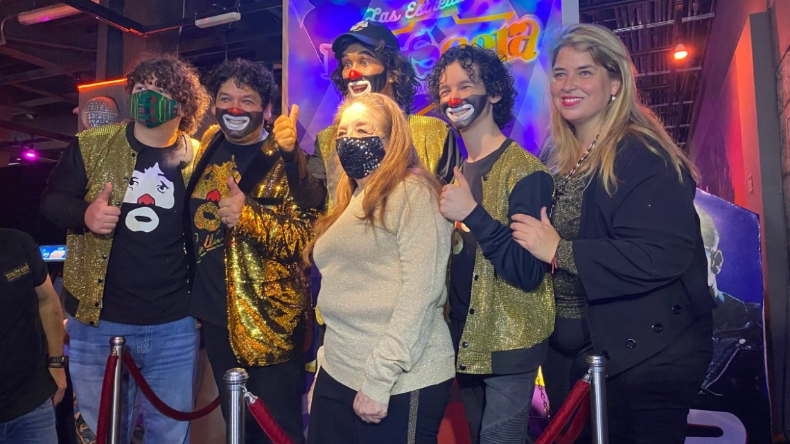 Develan estatua de 'Cepillin' en Museo de Cera