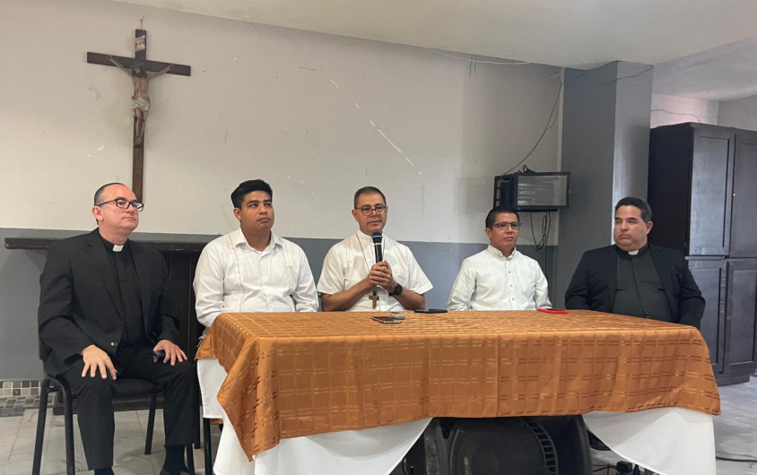 Preocupa a iglesia apatía de jóvenes por vida sacerdotal