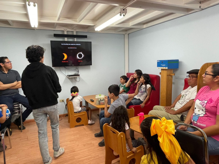 Sociedad Astronómica invita a observar el eclipse solar de forma segura