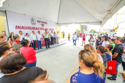 Entregó Carlos Peña Ortiz nueva pavimentación por más de 2.7 MDP en Lomas del Villar