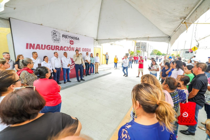 Entregó Carlos Peña Ortiz nueva pavimentación por más de 2.7 MDP en Lomas del Villar