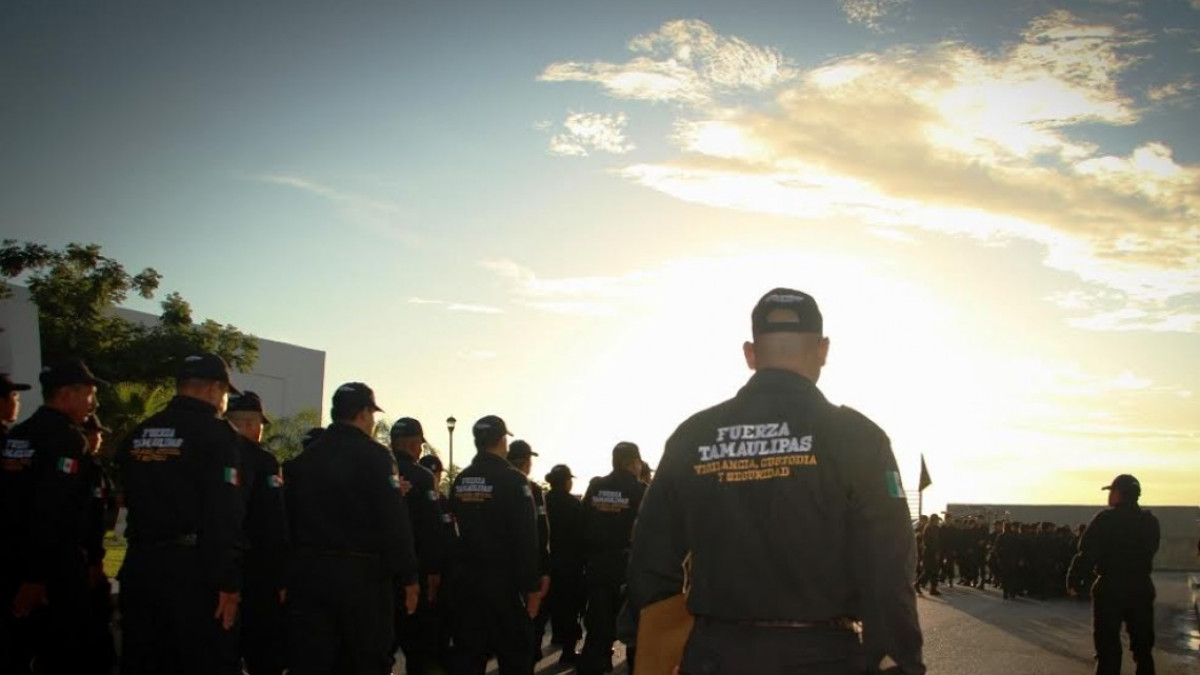 53 policías estatales se gradúan