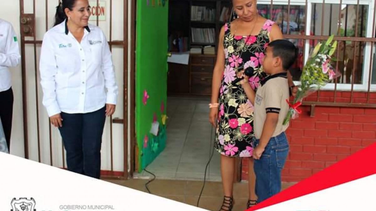 Inicia construcción de aula