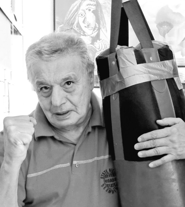 Fallece por COVID-19 el escritor Gerardo de la Torre