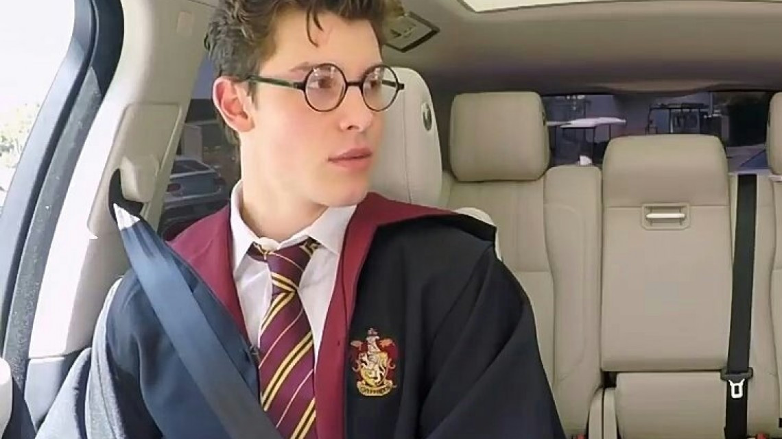 Shawn Mendes se disfraza de Harry Potter