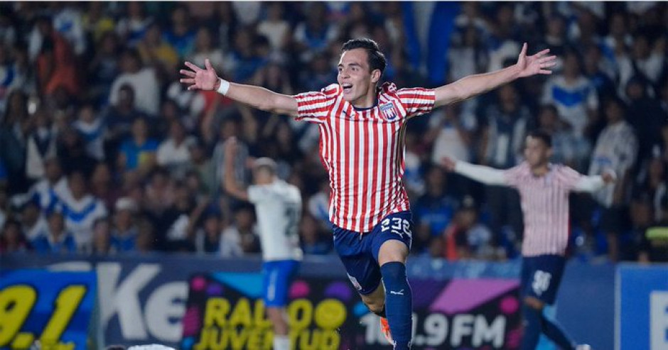 Hugo Camberos fue hospitalizado tras ser agredido por jugador del Celaya