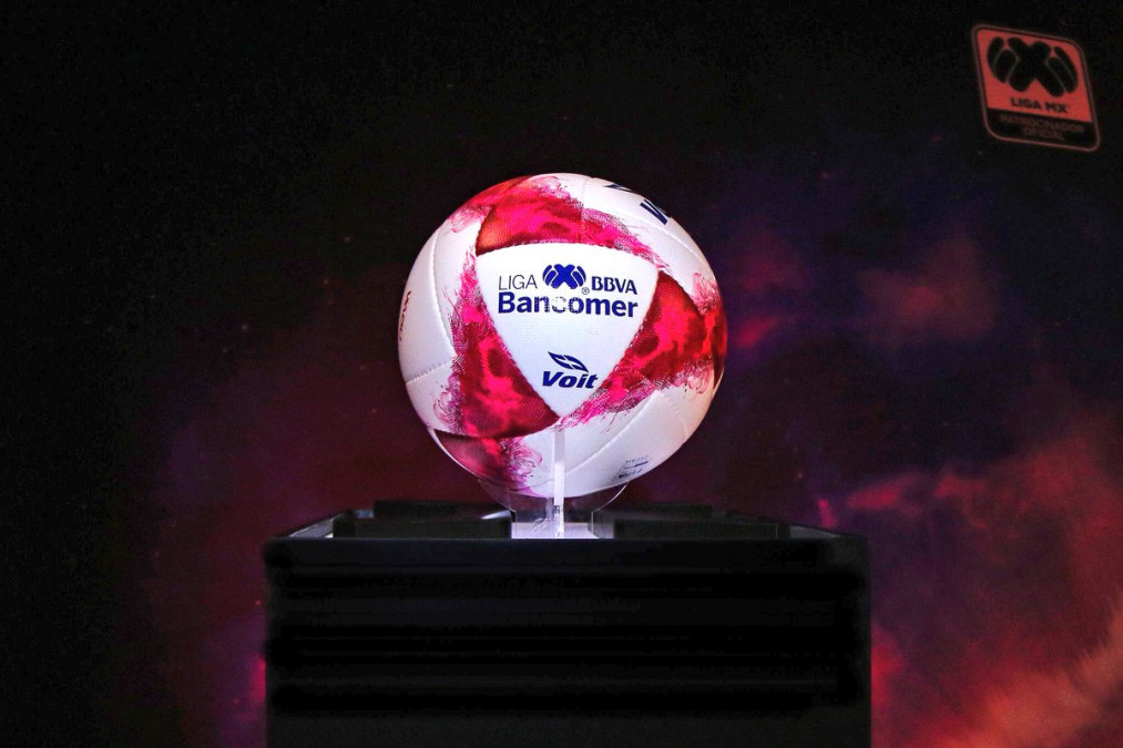La Liga Mx tendrá balón rosa en apoyo al cáncer de mama