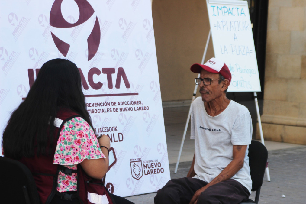 Impacta acerca sus pláticas de prevención y salud mental a plazas públicas de Nuevo Laredo