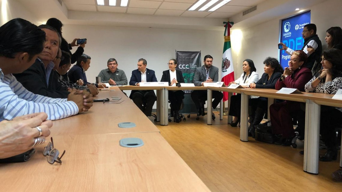 Piden empresarios locales solucionar conflicto sindical