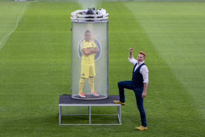 La original forma de presentar a un jugador