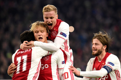 Ajax pasa a cuartos de final de la Euro League
