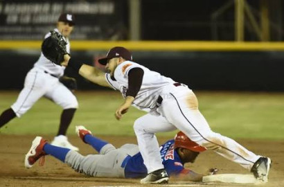 Generales de Durango derrota a Algodoneros en LMB