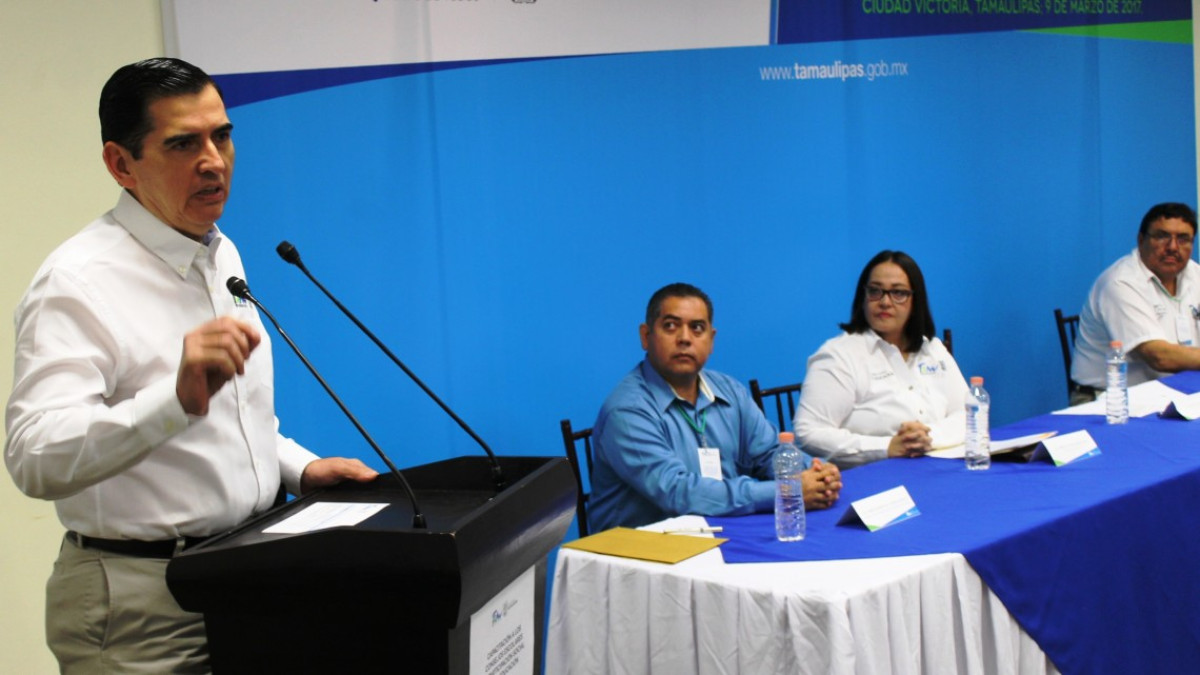 Capacitan a los Consejos Escolares de Participación Social