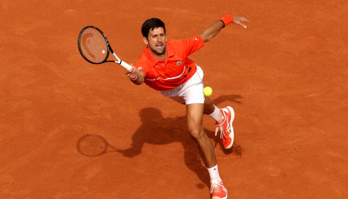 Novak Djokovic avanza a segunda ronda de Roland Garros  